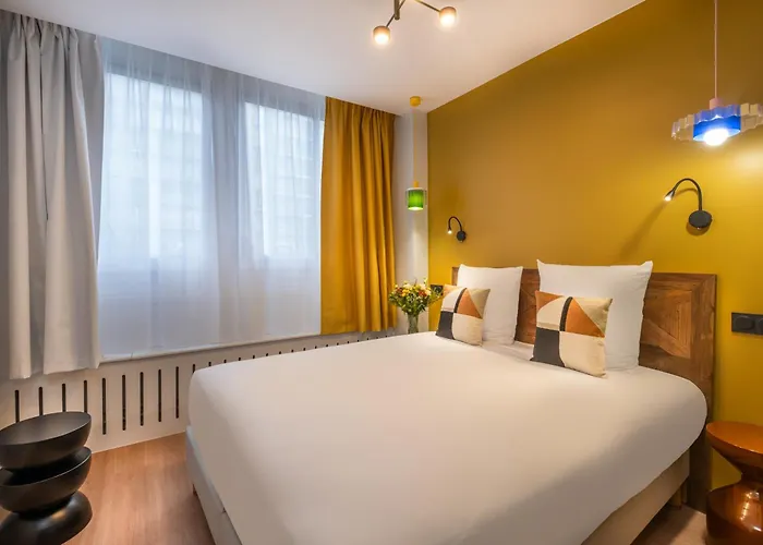 West Paris Suite